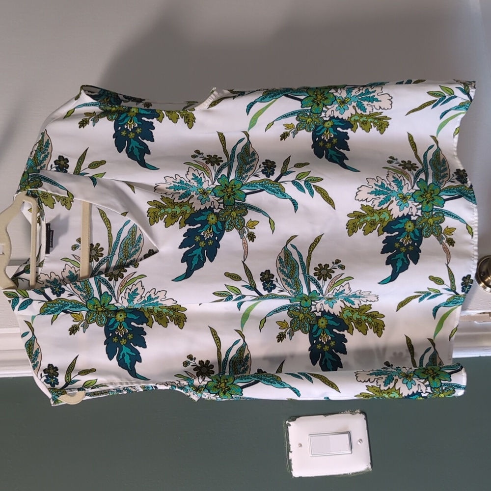 Blouse With Botanical Pattern